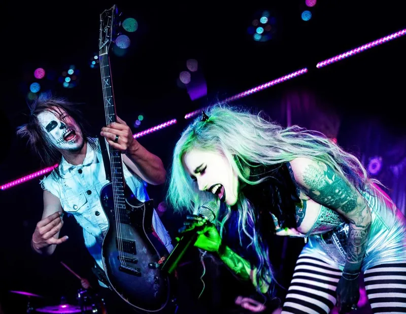 Hail Sagan. Hail Sagan band, Hail Sagan Live, Hail Sagan Guitarist Nick Quijano, Hail Sagan Vocalist Sagan Amery, Hail Sagan music, metal music, rock music, female fronted metal, female fronted music