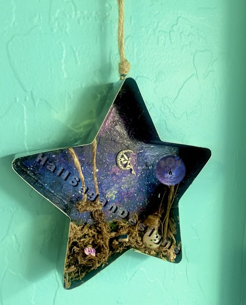Stargazing Miniature Wall Ornament
